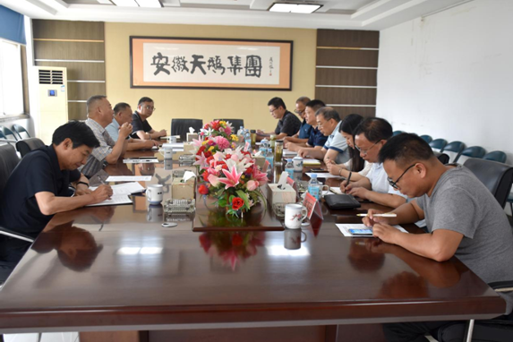 安庆市人社局领导和专家莅临安徽天鹅集团现场查验市级高技能人才基地申报项目
